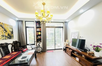 Bán gấp nhà đẹp Cầu Giấy, ngõ thông, ô tô 20m, 50m2 giá 5.85 tỷ 0866585090